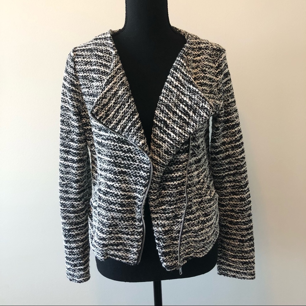 Black and white wool blazer jacket
